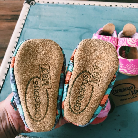 3pr Gracious May Baby Girl Shoes Booties Size 2 - Picture 4 of 6